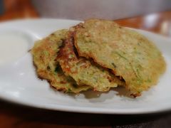 西葫芦饼配酸奶-TUK土耳其餐厅·下午茶(卢湾店)