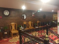 -东方亮足道(中国红街店)