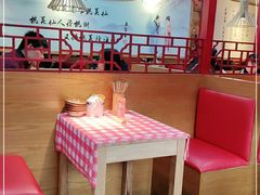 -思博半步颠小酒馆(梦时代店)