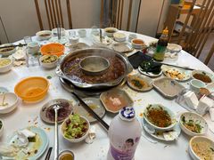 -九尺赵老四鲜鹅肠火锅