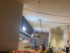 -涨巢·潮玩水疗局