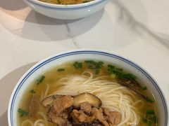 -邱芳粉店(迎宾大道旗舰店)