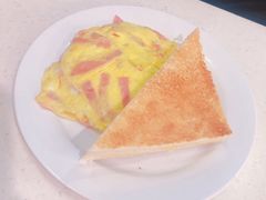 -香港新发烧腊茶餐厅(万象店)