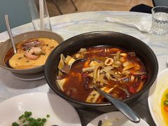 -孔雀云贵川·融合菜(长宁来福士店)