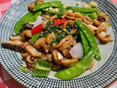 炒鲫鱼片-龙桥私厨·姜花菊花过桥鱼·顺德菜(容桂店)