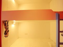 -第三极国际青旅(独克宗古城店)