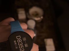 -涨巢·潮玩水疗局