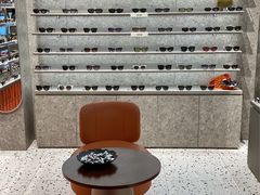 -MUJOSH木九十眼镜(月星环球港B1店)