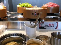 -龍歌自助小火锅(市南金茂湾店)