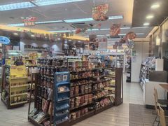 -全家便利店(漕溪北路七店)