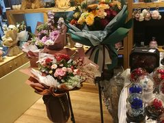 -谷莠子花艺·气球派对·绿植造景·花艺沙龙(金光华广场店)