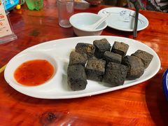 -芦茨金富饭庄·25年老字号·专做稻草鸡