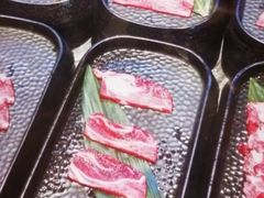 -雍容荟帝王蟹活龙虾展台自助(IFS黑金店)