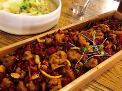 -爱啤精酿·民谣酒馆(滨江店)