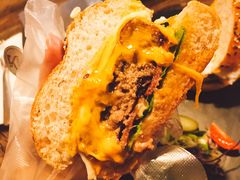 -HIGH FIVE哈福手工汉堡(桂林路店)