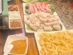 -老东北烤肉(金山店)