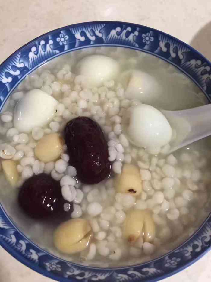 潮汕甜汤的白果甜汤很清甜好吃