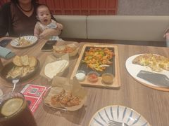 -必胜客(新中纬店)