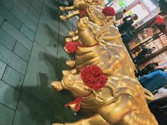 -吴山路夜市