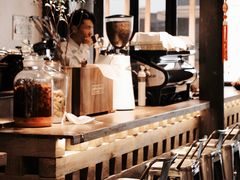 -Metal hands·铁手咖啡