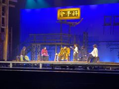 -虹桥艺术中心