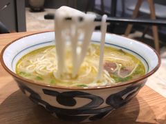 -妈妈故事米线(市府恒隆店)