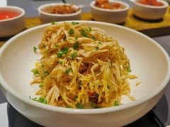 香葱拌笋衣-小大董·烤鸭(观景餐厅·南京西路店)