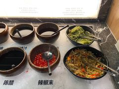 调料台-湊湊火锅·茶憩(皇姑万象汇店)