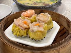 蟹黄鲜虾烧卖-龙的酒楼·手工早茶·顺德菜(近良路店)