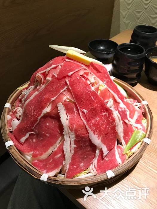 寿司沼津港(新世界大丸百货店)牛肉富士山寿喜锅图片 