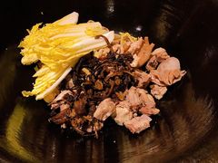铁锅炖鸡-姐弟小东北·铁锅炖