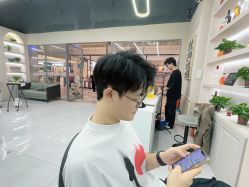 -尤司男士国潮理发馆