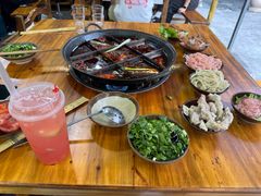 -正南齊北重庆老火锅(光华村直营店)
