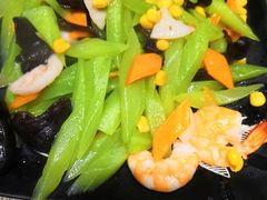 -花食间餐吧(远大购物中心群力店)