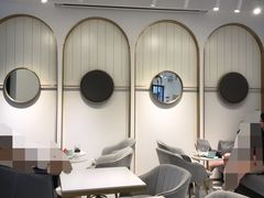 -Fridi Patisserie Cafe