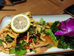 -麦麦山云南菜(复地活力城店)