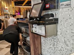 -香港新发烧腊茶餐厅(万象店)