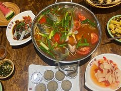 -亮欢寨酸汤鱼(沙冲路店)