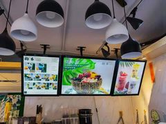 -津椰本·海南正宗椰奶清补凉(店一店)