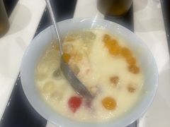 榴莲捞珠-堂屋糖水店(愚园店)