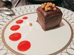 -LES ELITES 英集荟(南京西路店)