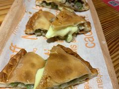 塔哈尔芝士羊肉饼-塔哈尔·新疆盛宴(城西银泰店)