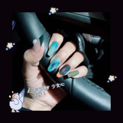 -AKIRA 安久日式美甲美睫