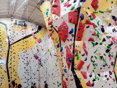 -问山MountQuest攀岩馆