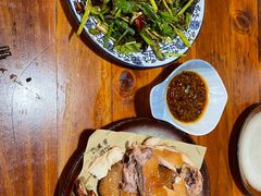 -六禾熏酱小酒馆·东北菜(海甸岛店)