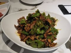 关东辣椒炒肉-关东小院(瀛海环宇坊店)