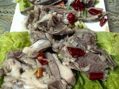 -穆豪麦蒸碗羊羔肉