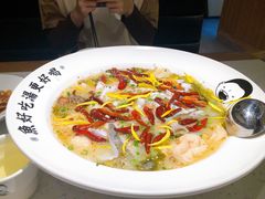 -江渔儿酸菜鱼·拔草餐厅(虎门君乐汇店)