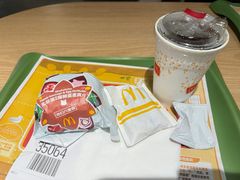 -麦当劳(南京路2店)