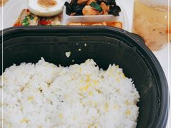 -温州中升华奥奥迪4S店(塘下店)
